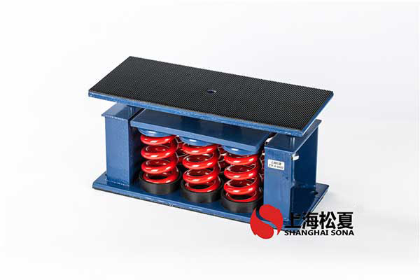 柴油發電機<a href='http://www.02577.cn' target='_blank'><u>彈簧減震器</u></a>就是指傳動裝置+發電機組